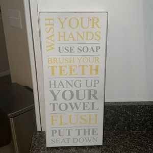 Wood bathroom hanging decor